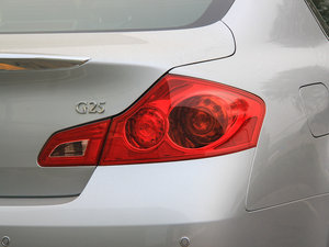 2013G25 Sedan A\Ӱ ^