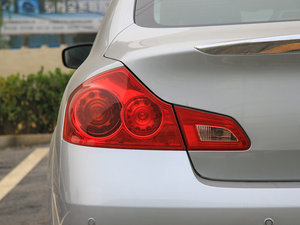 2013G25 Sedan A\Ӱ ^