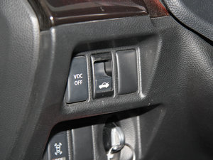 2013G25 Sedan A\Ӱ п؅^