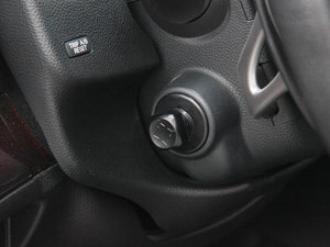 2013G25 Sedan A\Ӱ п؅^