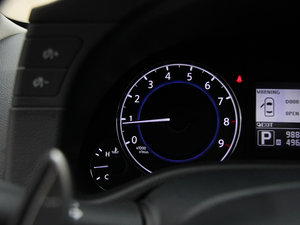 2013G25 Sedan A\Ӱ п؅^