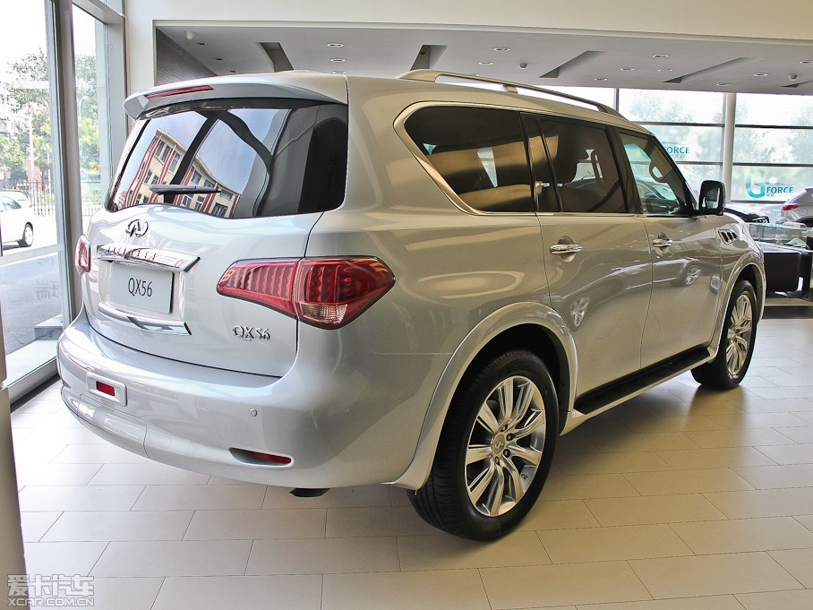 2013ӢQX80 56
