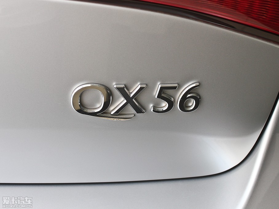 2013ӢQX80 56