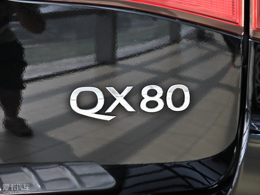 2013ӢQX80 56 