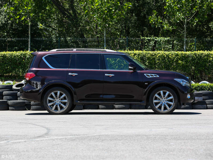 2013ӢQX80 56 