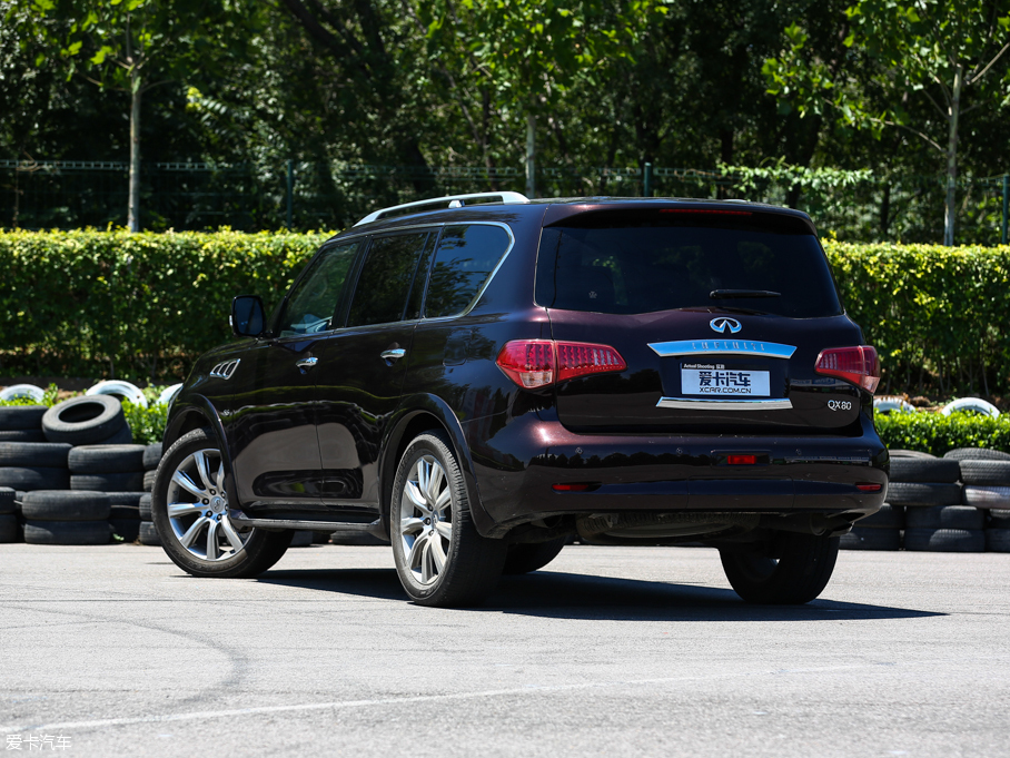 2013ӢQX80 56 