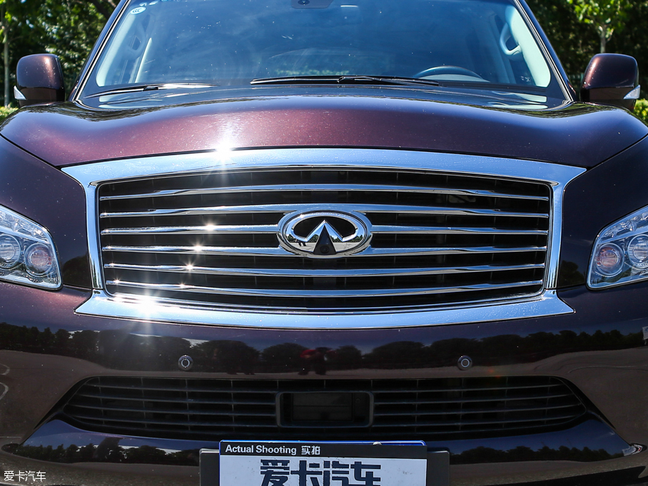 2013ӢQX80 56 