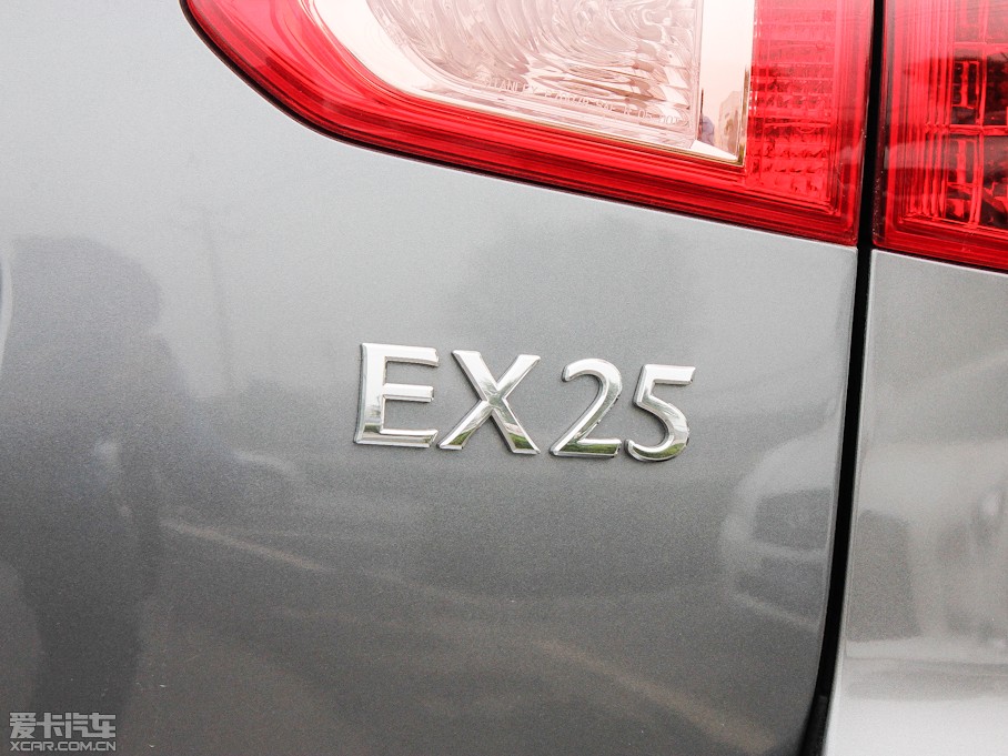 2013ӢQX50(M(jn)) 25 (q)Ű