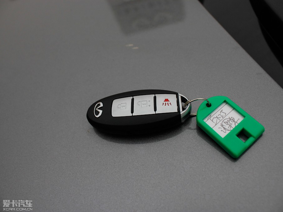 2013ӢQX50(M(jn)) 25 (q)Ű