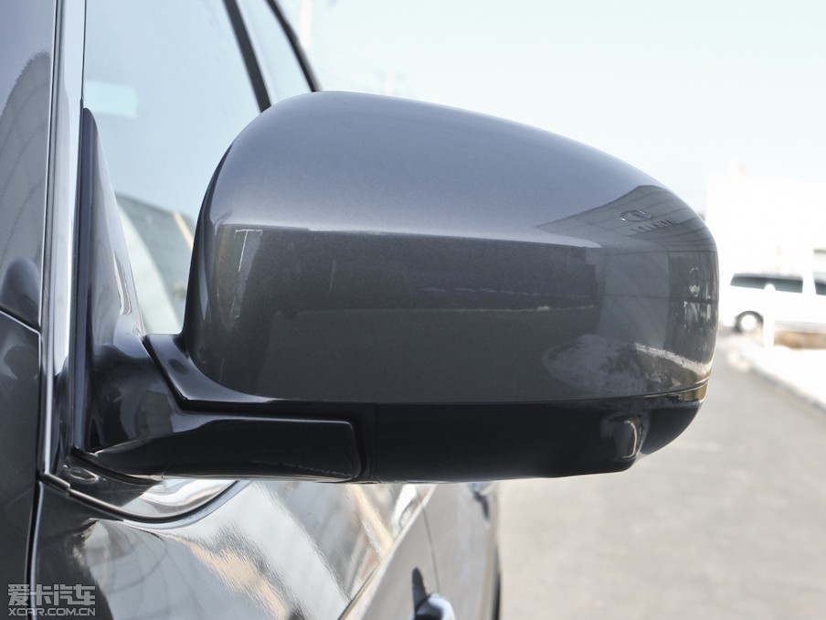 2013ӢQX50(M) 25 򌃞Ű