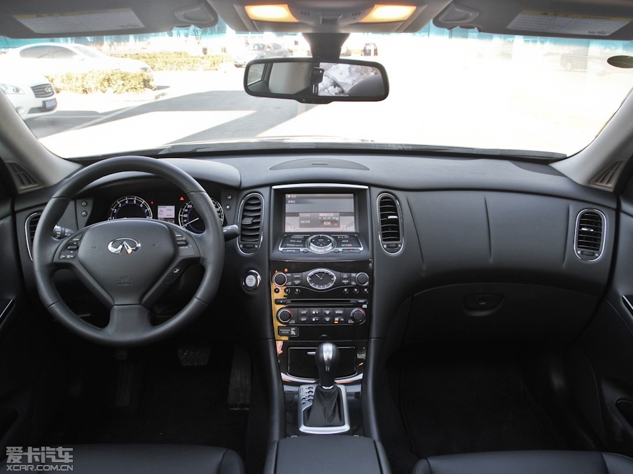 2013ӢQX50(M) 25 򌃞Ű