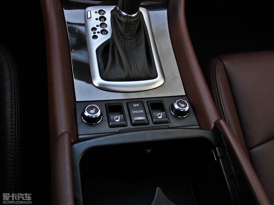 2013ӢQX50(M) 25 (q)Ű