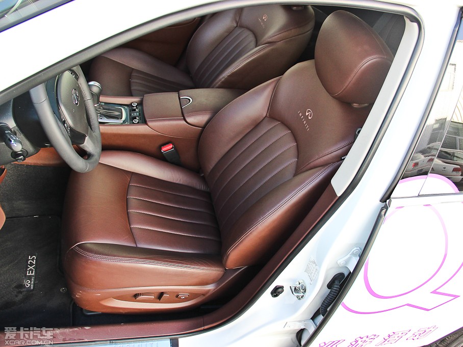 2013ӢQX50(M(jn)) 25 (q)Ű