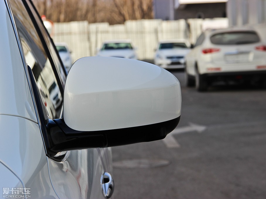 2013ӢQX50(M) Ŀ 2.5L Ű