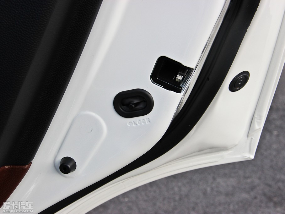 2013ӢQX50(M) Ŀ 2.5L Ű