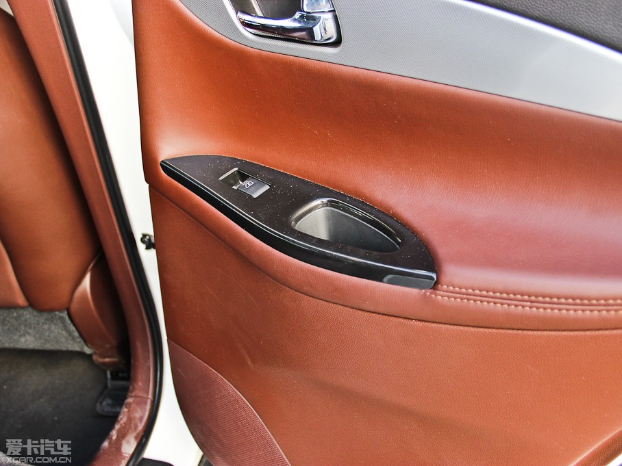 2013ӢQX50(M) Ŀ 2.5L Ű