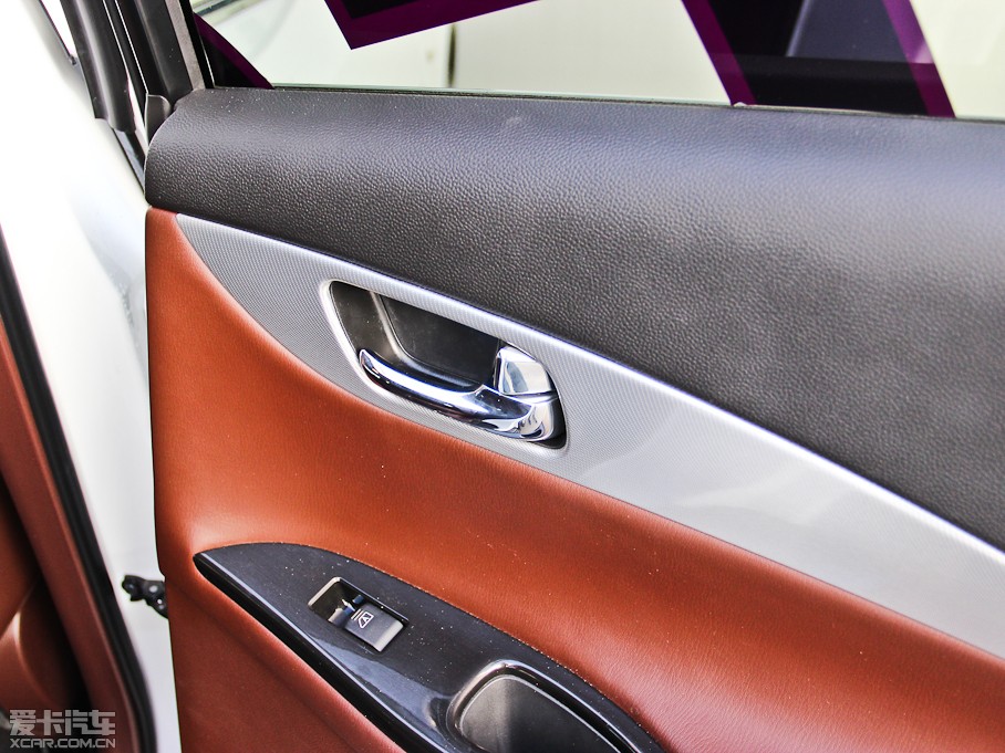 2013ӢQX50(M(jn)) Ŀ 2.5L (q)Ű