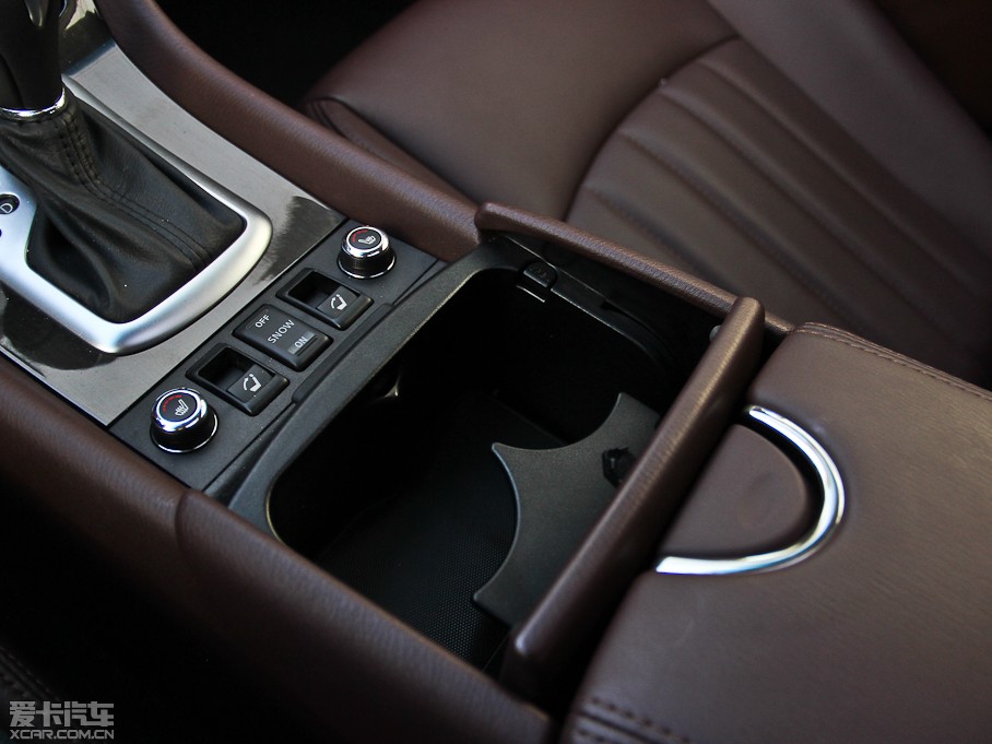 2013ӢQX50(M(jn)) Ŀ 2.5L (q)Ű