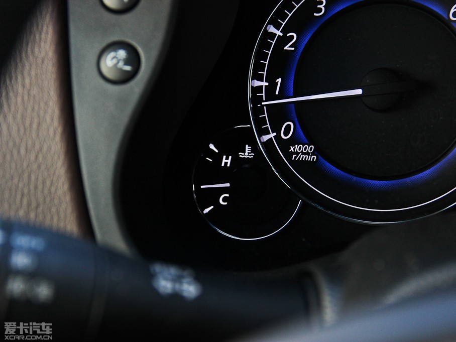 2013ӢQX50(M) Ŀ 2.5L Ű