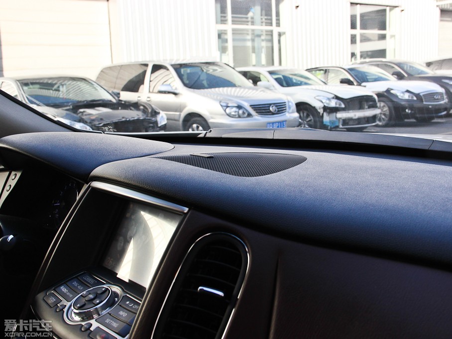 2013ӢQX50(M(jn)) Ŀ 2.5L (q)Ű