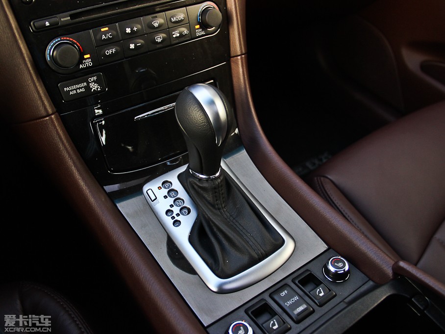 2013ӢQX50(M) Ŀ 2.5L Ű