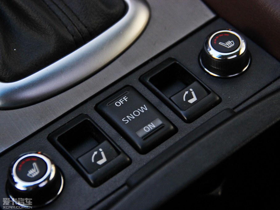 2013ӢQX50(M) Ŀ 2.5L Ű