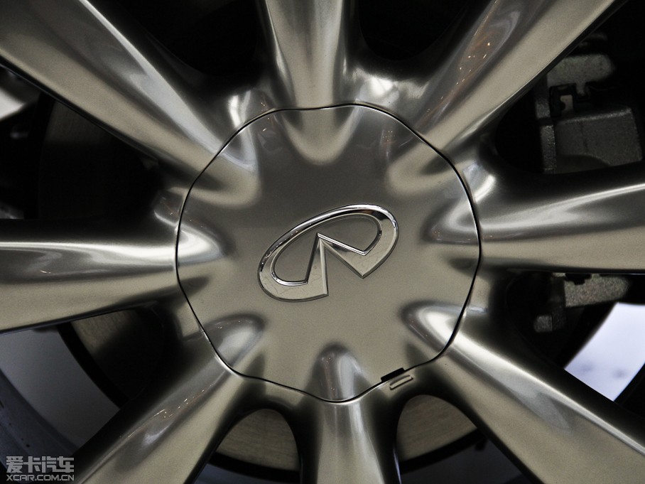 2013ӢQX50(M) Ŀ 2.5L 򌃞Ű