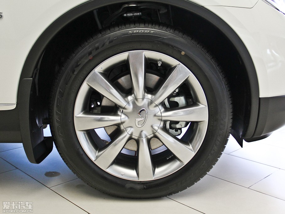 2013ӢQX50(M) Ŀ 2.5L (q)(yu)Ű