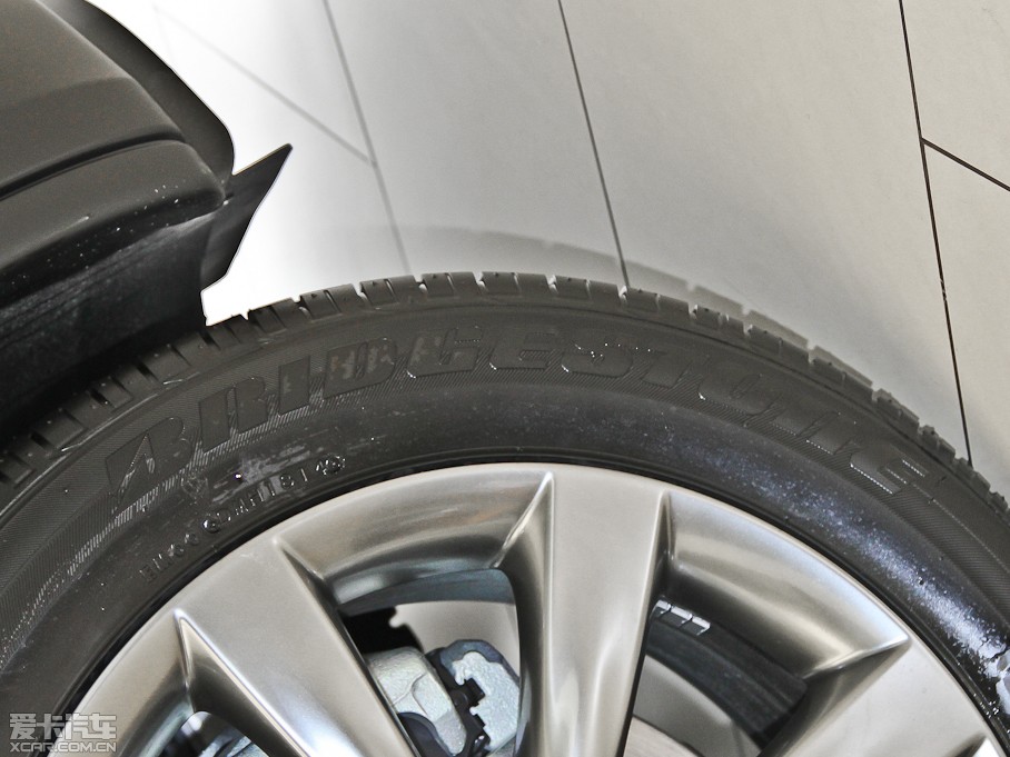 2013ӢQX50(M(jn)) Ŀ 2.5L (q)(yu)Ű