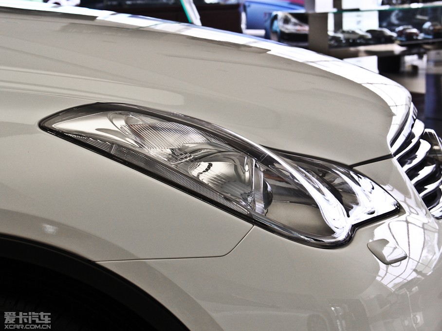 2013ӢQX50(M) Ŀ 2.5L 򌃞Ű