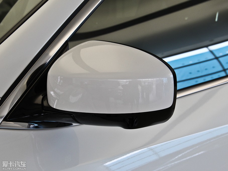 2013ӢQX50(M) Ŀ 2.5L 򌃞Ű