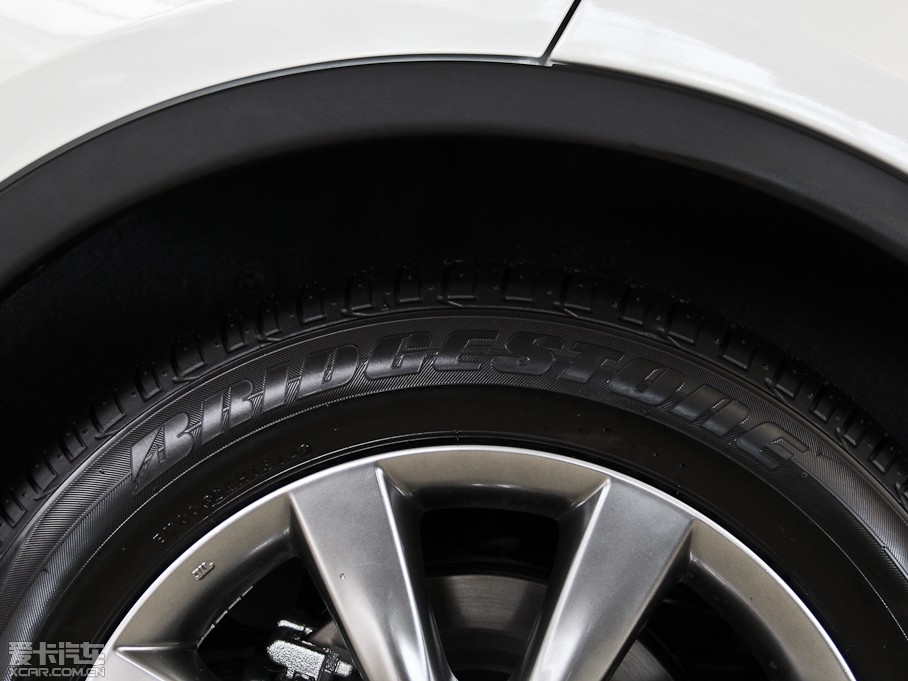 2013ӢQX50(M) Ŀ 2.5L 򌃞Ű