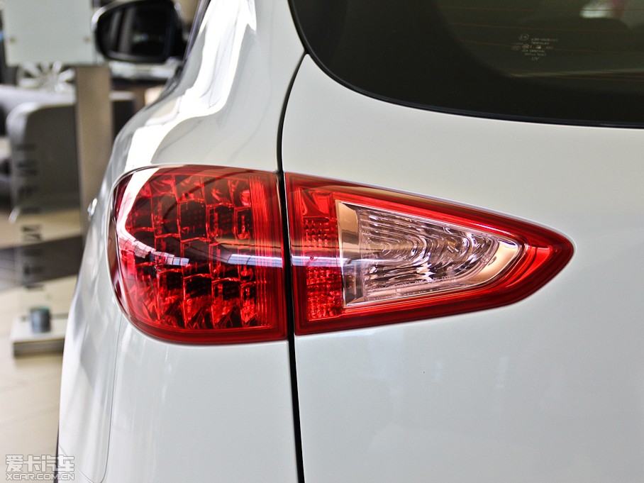 2013ӢQX50(M) Ŀ 2.5L 򌃞Ű