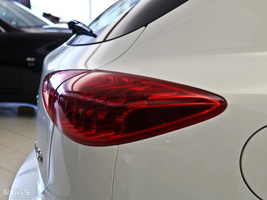 2013ӢQX50(M) Ŀ 2.5L 򌃞Ű