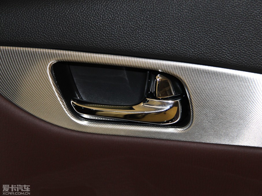 2013ӢQX50(M) Ŀ 2.5L 򌃞Ű