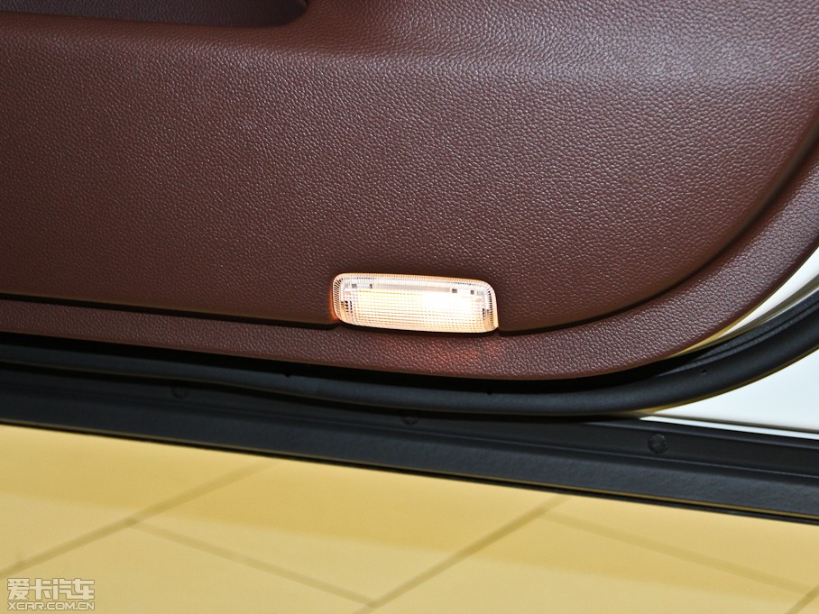 2013ӢQX50(M) Ŀ 2.5L 򌃞Ű