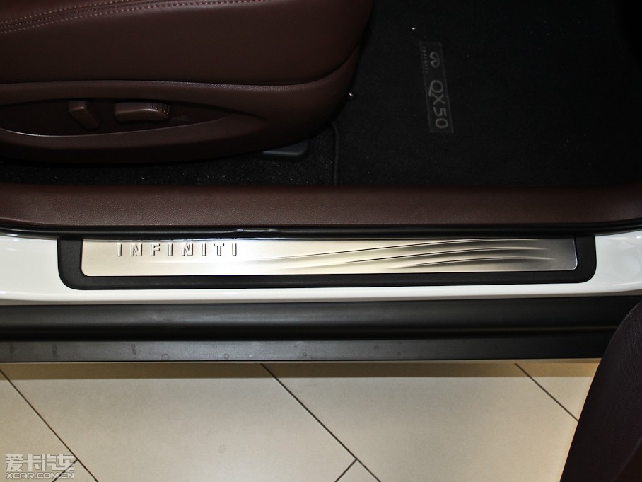 2013ӢQX50(M) Ŀ 2.5L 򌃞Ű