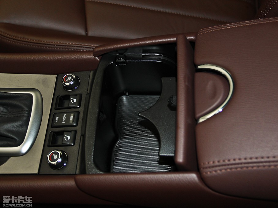 2013ӢQX50(M) Ŀ 2.5L 򌃞(yu)Ű