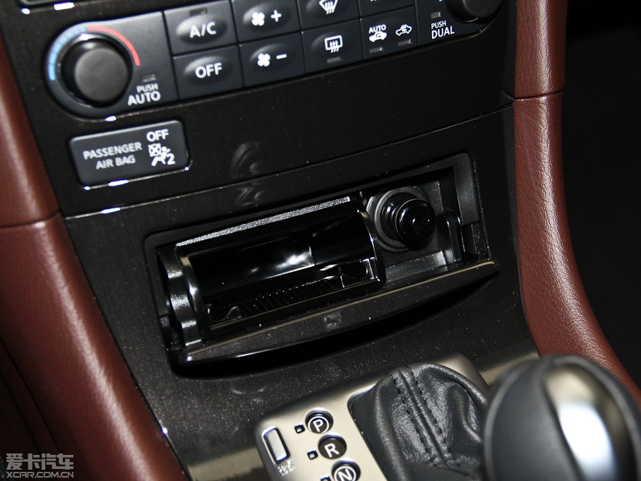 2013ӢQX50(M) Ŀ 2.5L 򌃞Ű