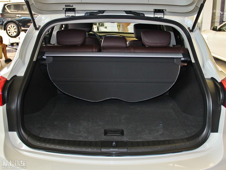 2013ӢQX50(M) Ŀ 2.5L 򌃞Ű