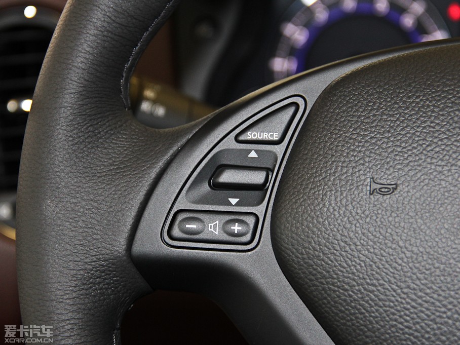 2013ӢQX50(M) Ŀ 2.5L 򌃞Ű