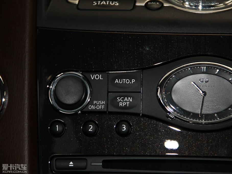 2013ӢQX50(M) Ŀ 2.5L 򌃞Ű