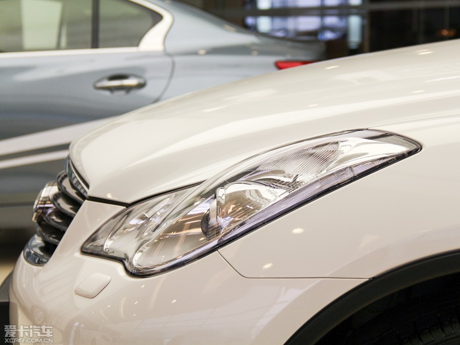2013ӢQX50(M) Ŀ 2.5L 򌃞Ű