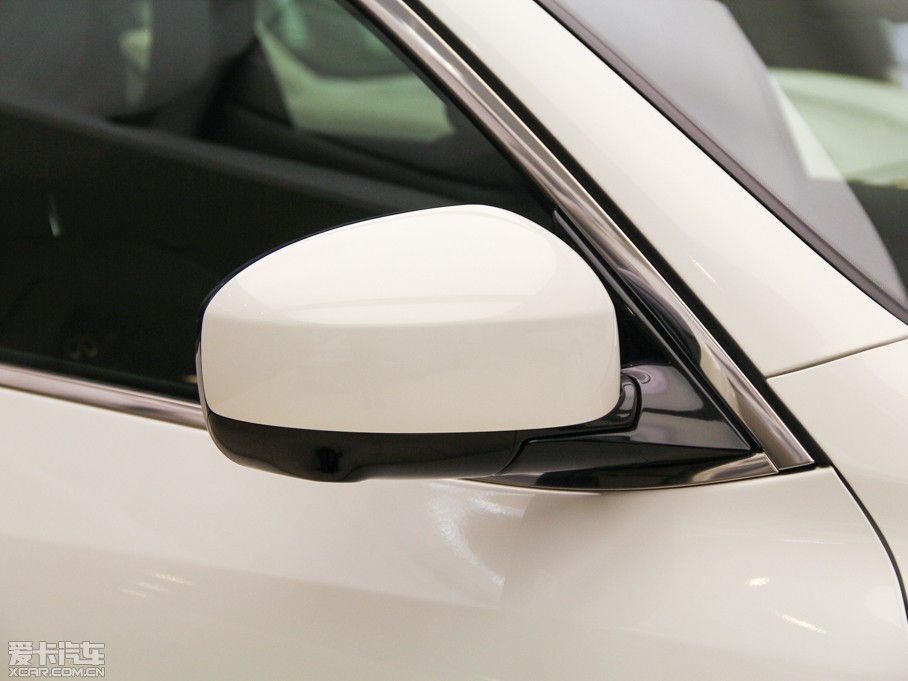 2013ӢQX50(M) Ŀ 2.5L 򌃞Ű