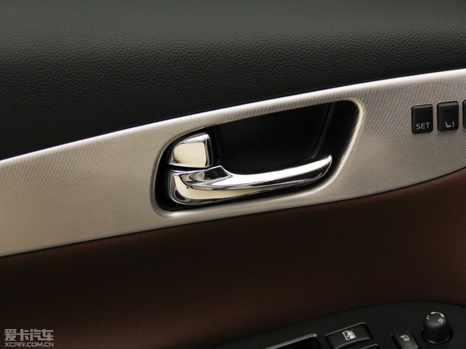 2013ӢQX50(M) Ŀ 2.5L 򌃞Ű