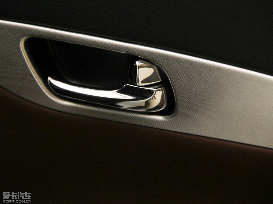 2013ӢQX50(M) Ŀ 2.5L (q)(yu)Ű