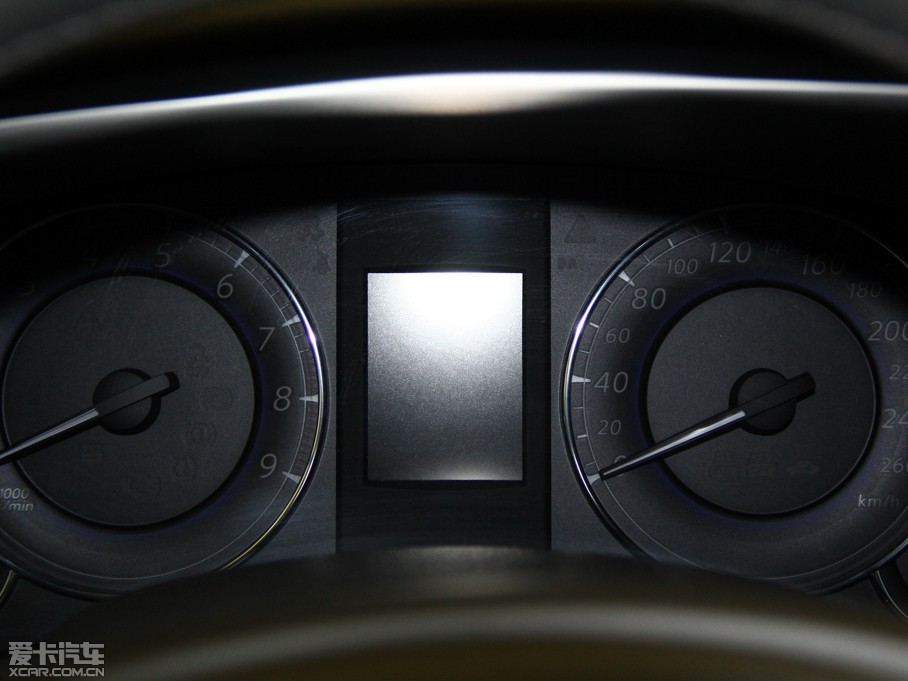 2013ӢQX50(M) Ŀ 2.5L 򌃞Ű