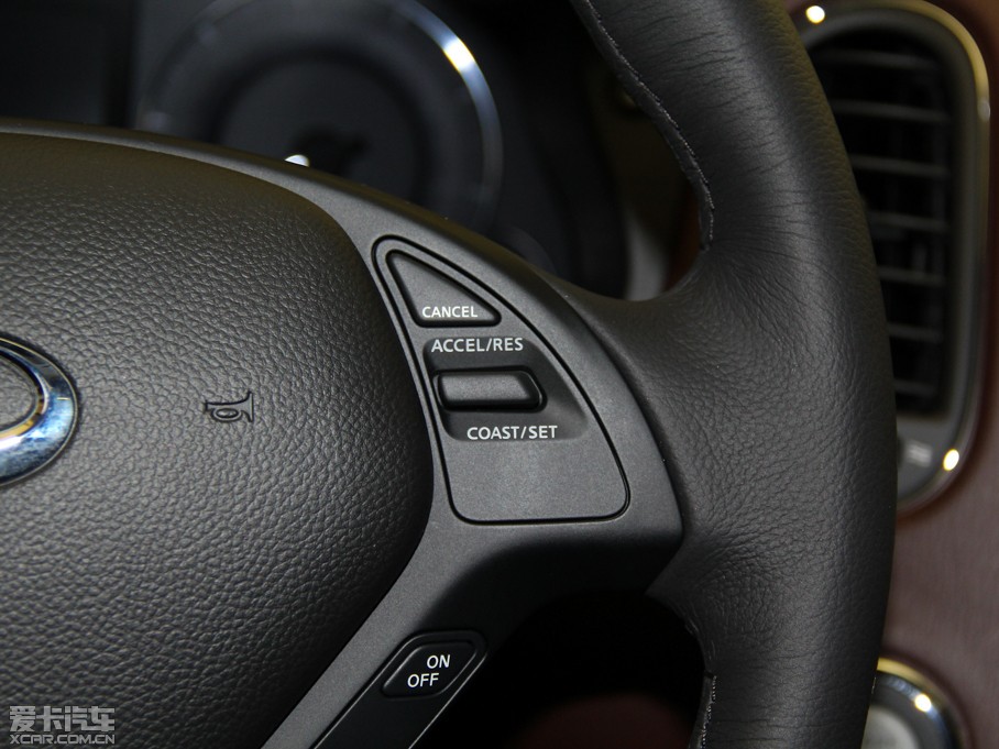 2013ӢQX50(M) Ŀ 2.5L 򌃞Ű