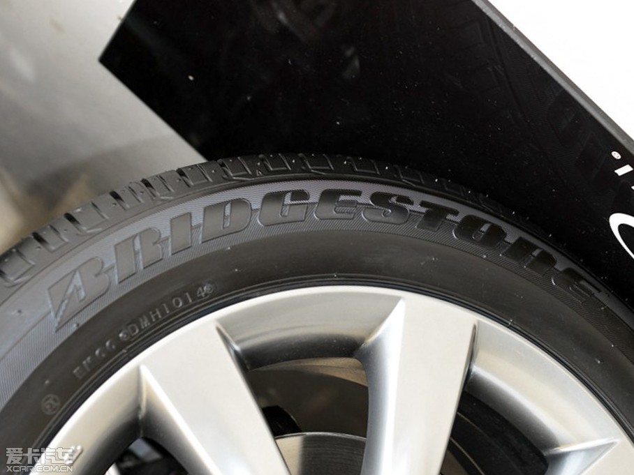 2013ӢQX50(M) Ŀ 2.5L 򌃞Ű