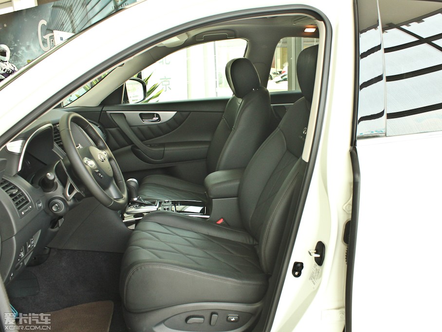 2013ӢQX70 37 ˜ʰ